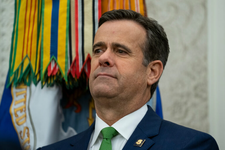 Dia do Solteiro: DNI John Ratcliffe says China running operation to influence US lawmakers